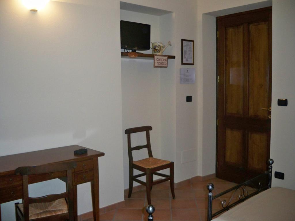 Bed and Breakfast Cascina La Corte Нейве Номер фото